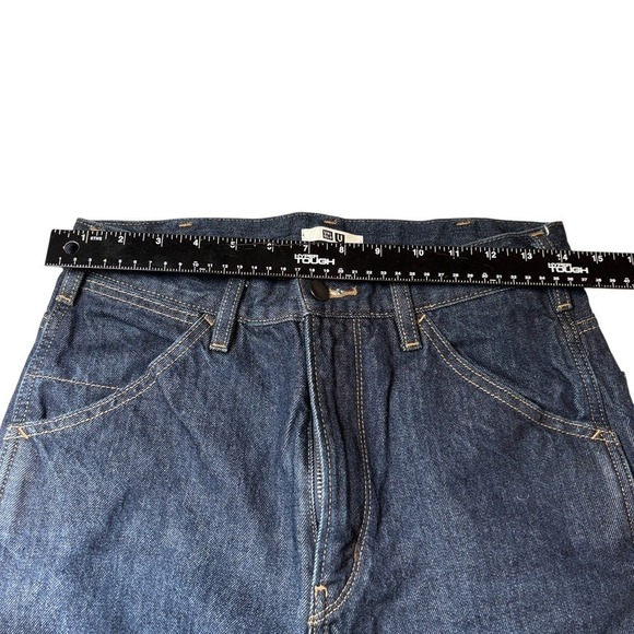 Uniqlo Men's Wide Fit Tapered Jeans Color Blue Size 28 - Picture 4 of 7